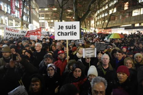 No en nuestro nombre: Día Mundial de la Libertad de Prensa 116 días después de Charlie Hebdo - Protection