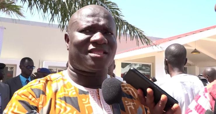 Gambie : Abandon des accusations de fausses « informations et diffusion », contre l’activiste des droits humains, Madi Jobarteh