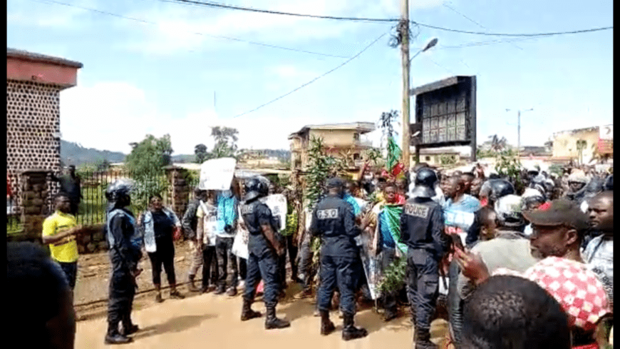 Cameroon: Repression of protests and attacks against the media must be investigated - Civic Space