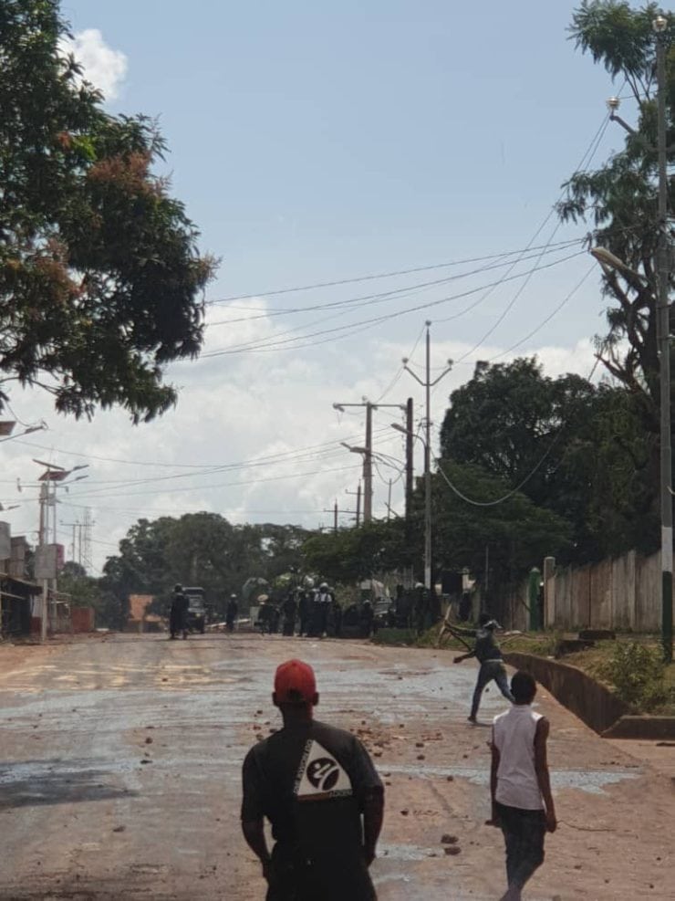 Guinée : La répression des manifestations post-électorales par les forces de sécurité doit faire l’objet d’une enquête