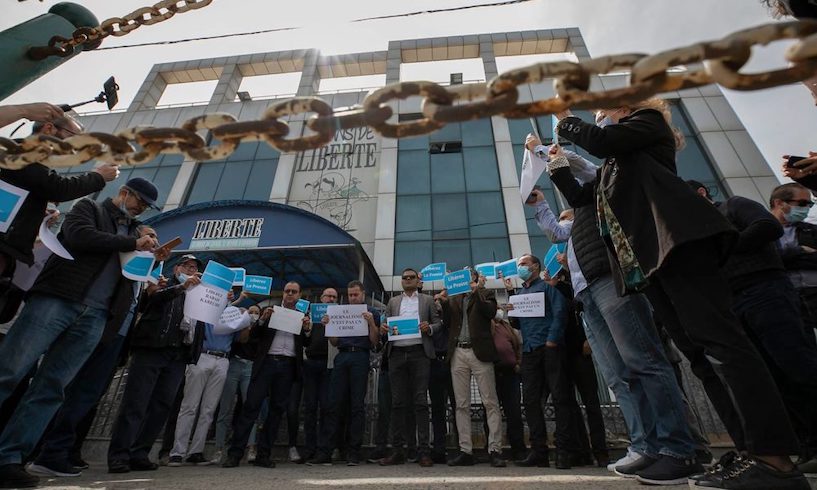 الجزائر: تصاعد الاعتداءات على حرية الصحافة - Media