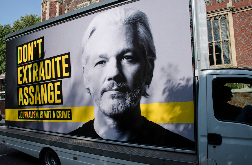 United Kingdom: Julian Assange must not be extradited - Protection