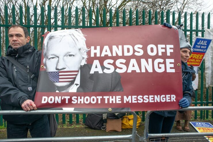 UK: Move to extradite Assange is an attack on freedom of expression 