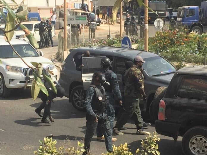 Sénégal : La montée de la violence contre les opinions divergentes menace la démocratie